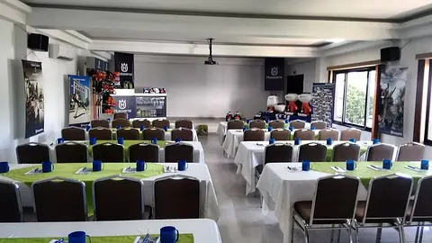 Auditorios y Sala de juntas